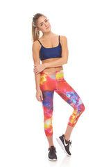 Womens Dream World Performance Capri Leggings